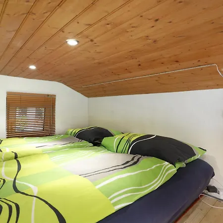 Am Wald Mit Suedblick