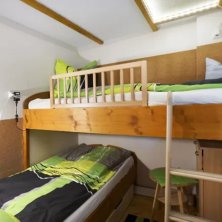 Vakantiehuis Am Wald Mit Suedblick *